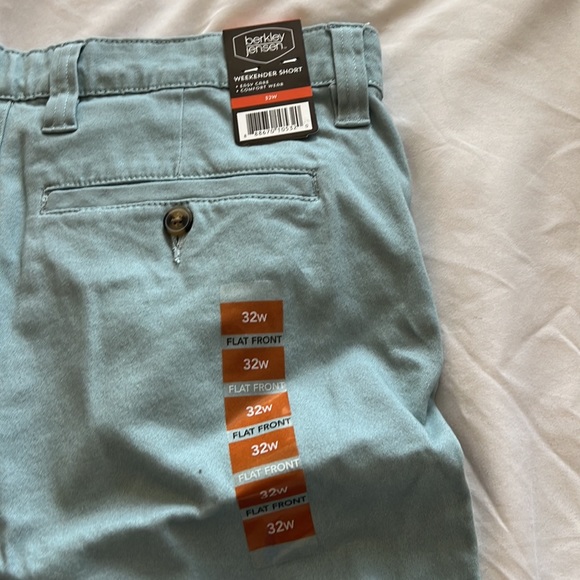 Medium men’s slate grey shorts 32 width - Berkeley Jensen - Picture 2 of 2